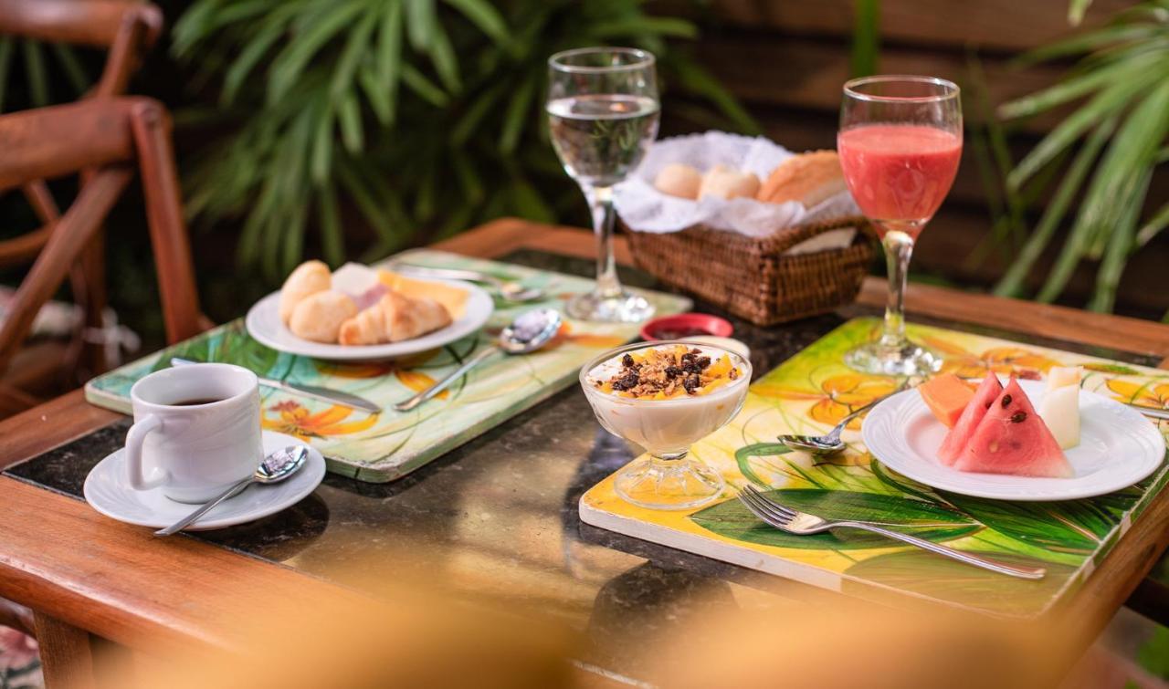 Plaza Inn Pousada Do Capitao Ilhabela Kültér fotó